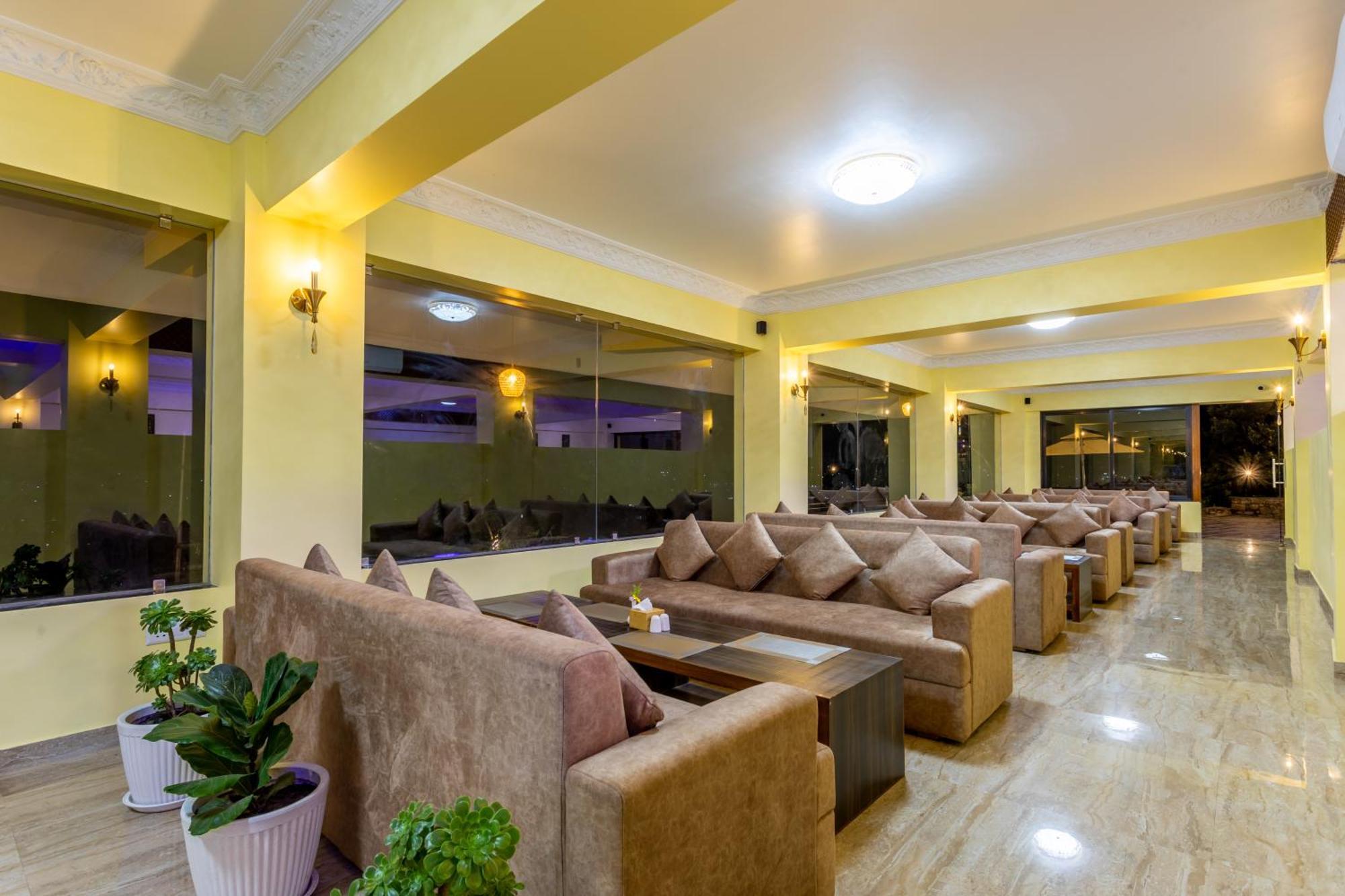Sky Garden Resort Дуліхел Екстер'єр фото