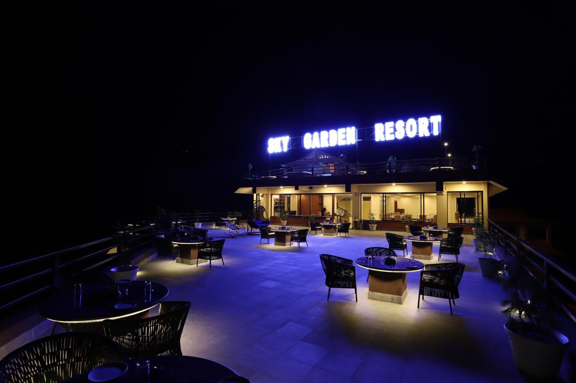 Sky Garden Resort Дуліхел Екстер'єр фото
