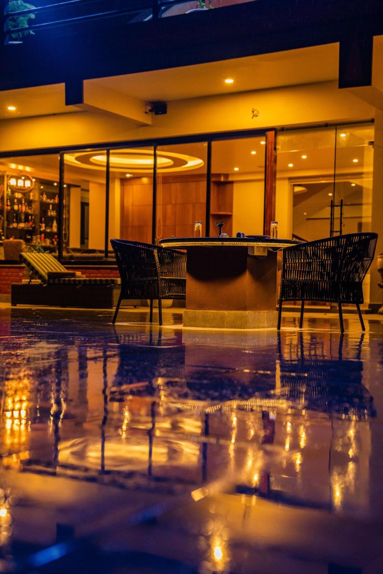 Sky Garden Resort Дуліхел Екстер'єр фото
